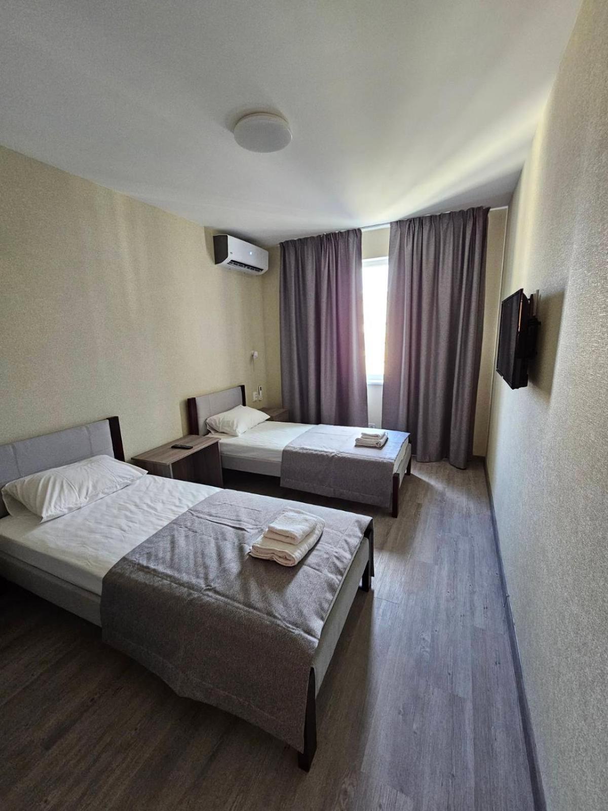 Mansarda Iris Hotell Kiev Eksteriør bilde