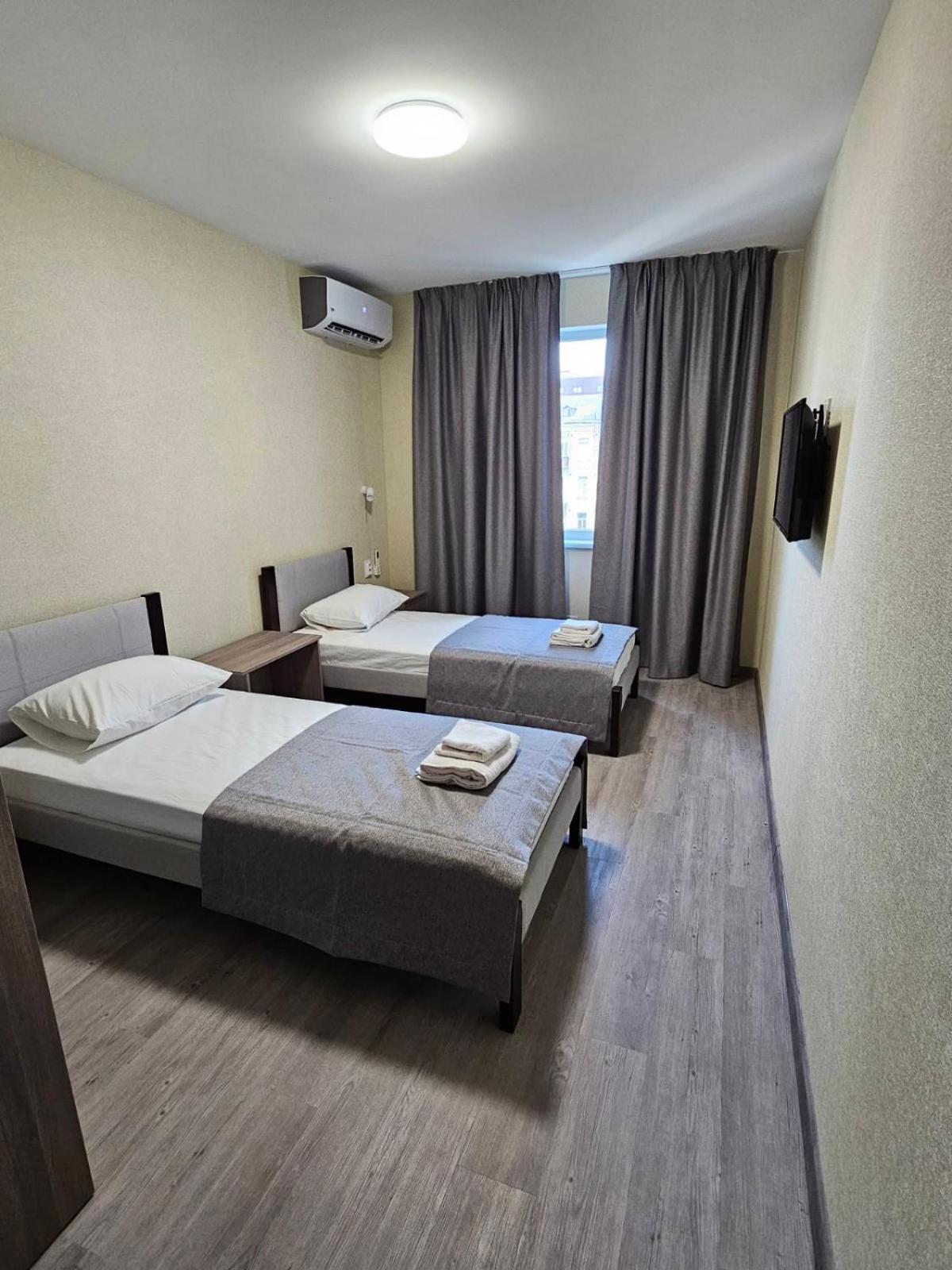 Mansarda Iris Hotell Kiev Eksteriør bilde